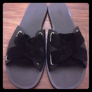 ***SOLD*** Rag & Bone Flip Flops